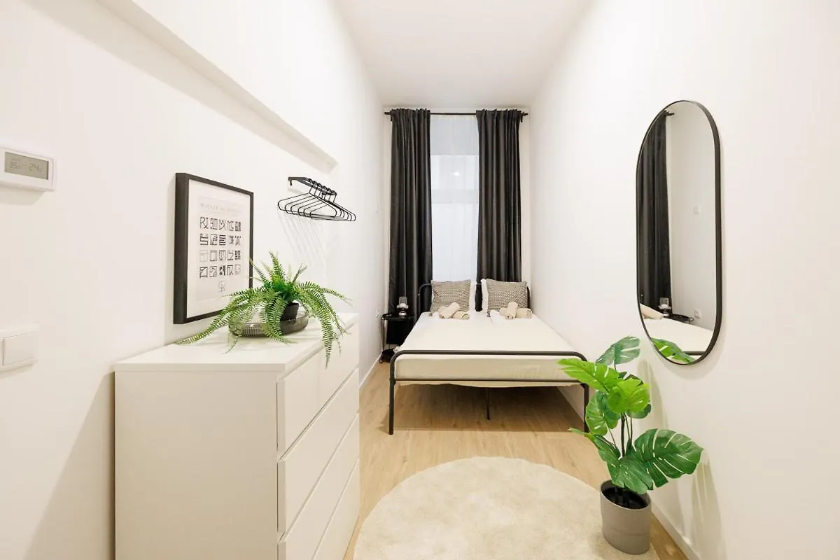 Central City Style Rooms By Home2 Viyana 0*,